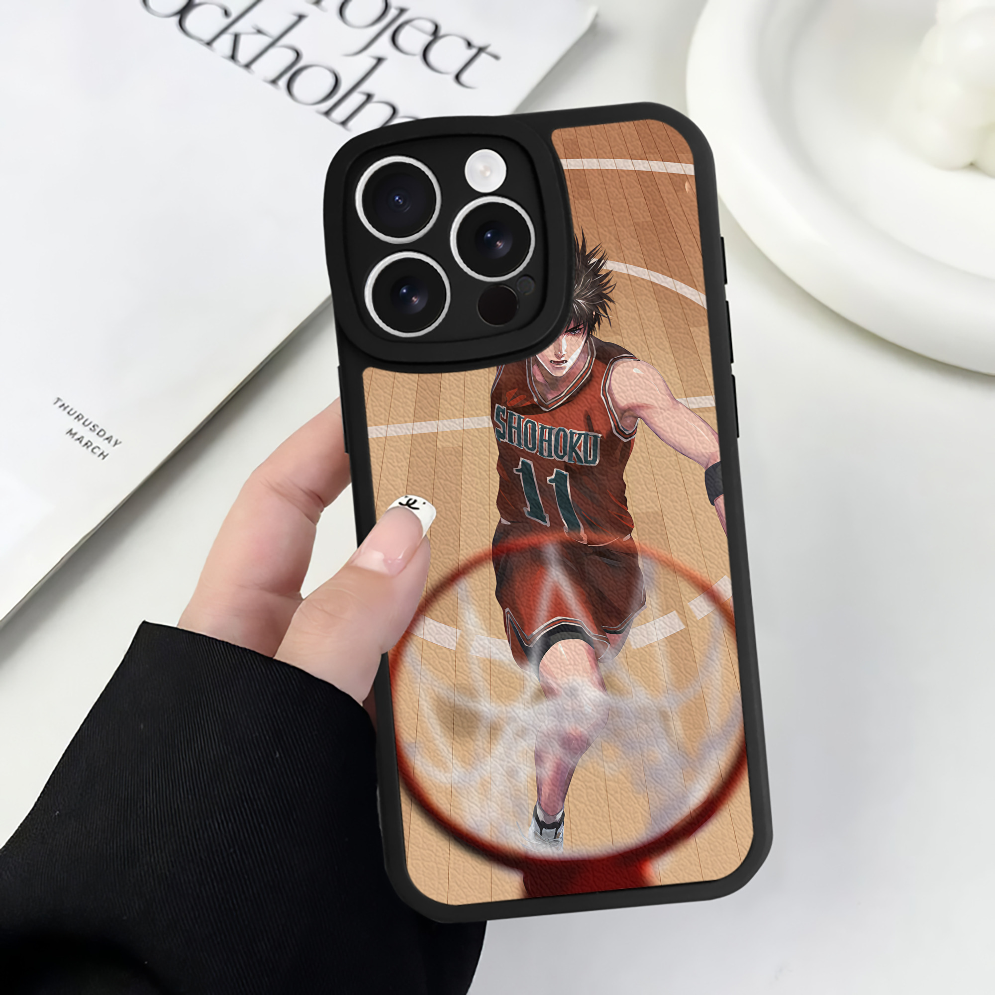 （画像用） SLAM DUNK／スラムダンク 【iPhone 16シリーズ対応】シリコンスマホケース（レザー調） 材質：シリコン